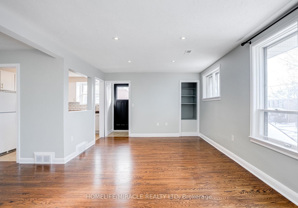 34-elizabeth-street-s-brampton-ontario-w13166752