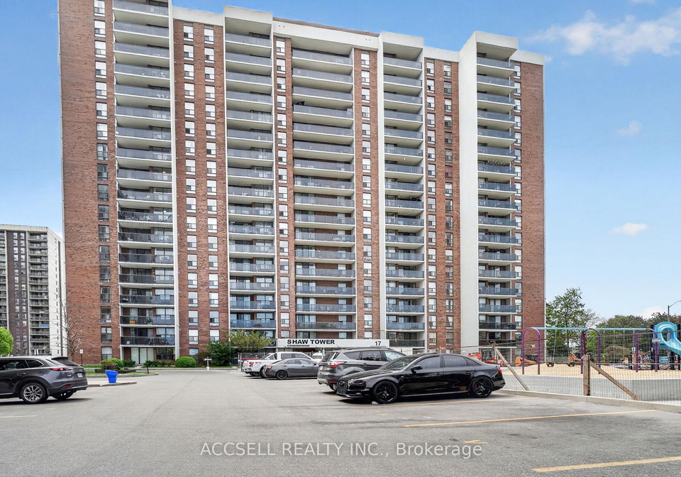 17-knightsbridge-road-brampton-ontario-w13166760