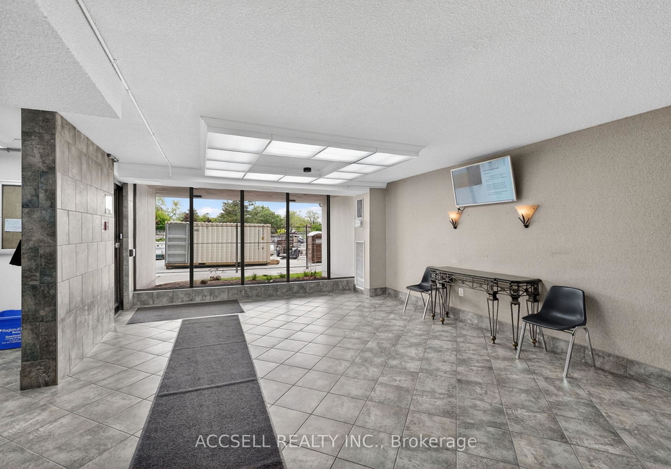 17-knightsbridge-road-brampton-ontario-w13166760