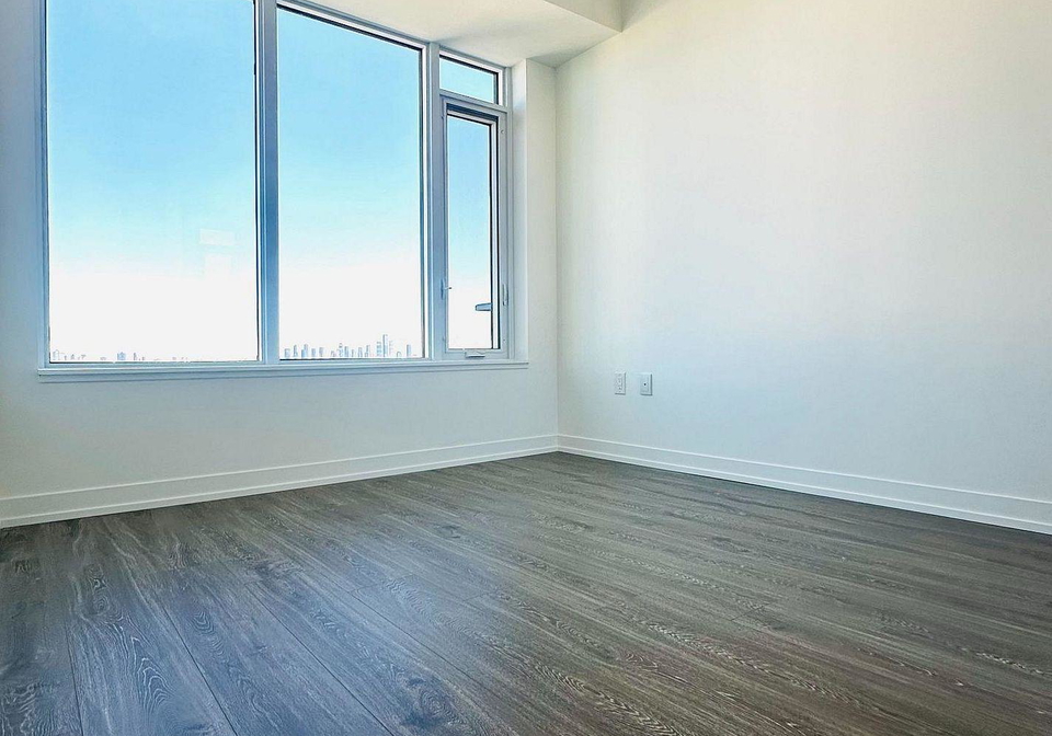 2485-eglinton-avenue-w-mississauga-ontario-w13167004