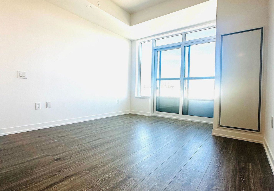 2485-eglinton-avenue-w-mississauga-ontario-w13167004