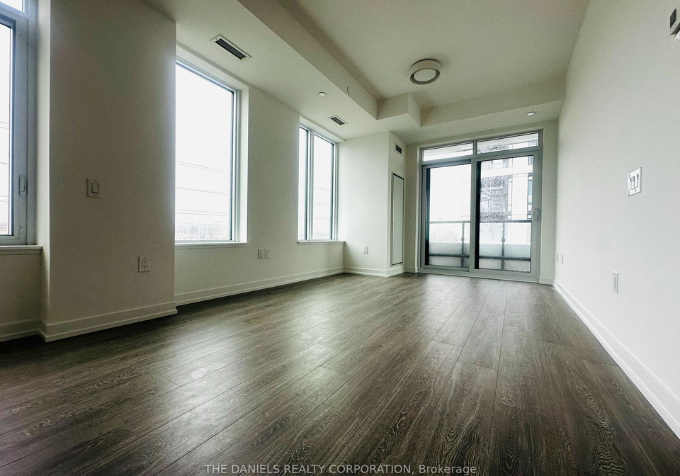 2485-eglinton-avenue-w-mississauga-ontario-w13167012
