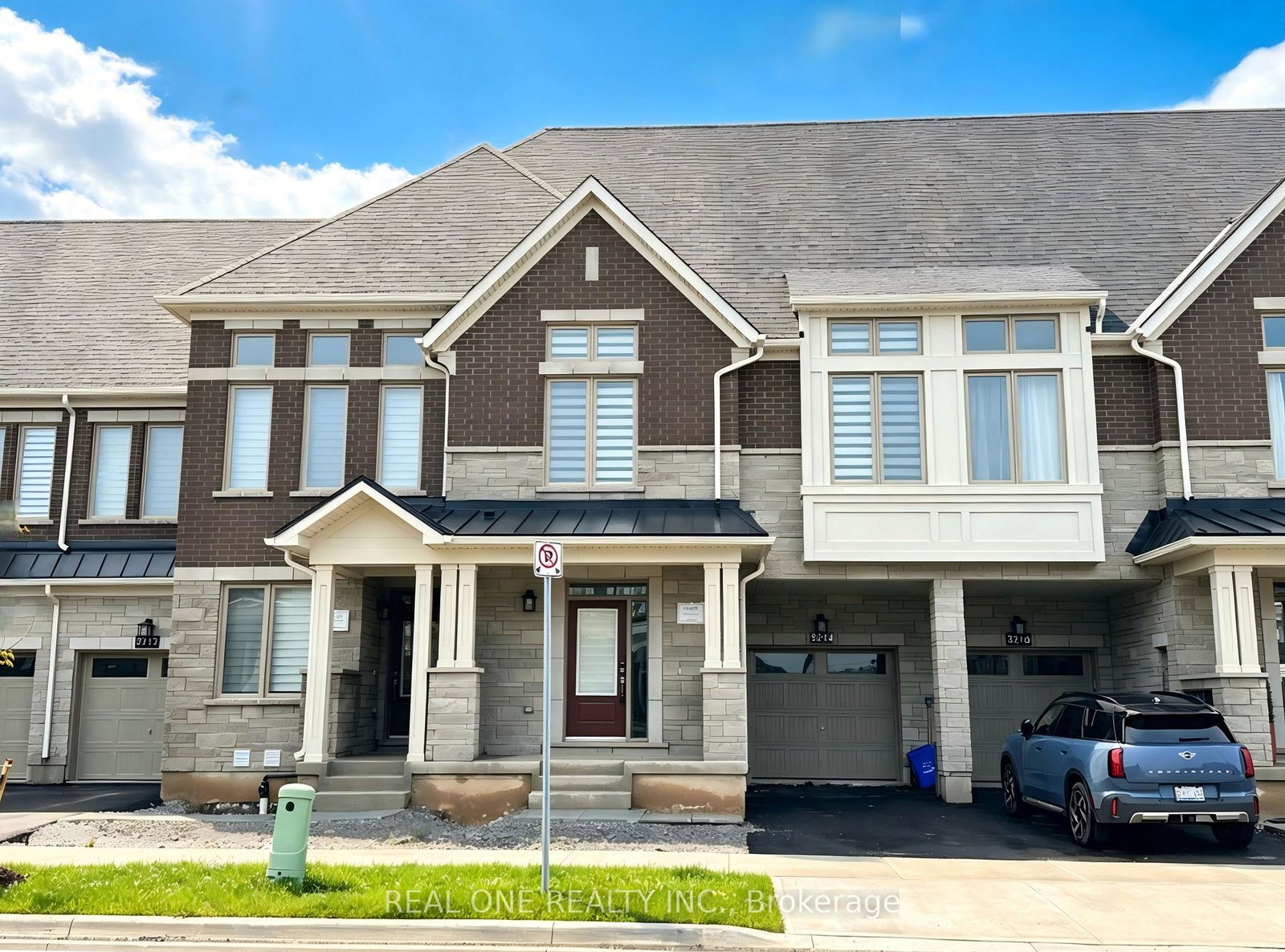 3214-crystal-drive-oakville-ontario-w13167200