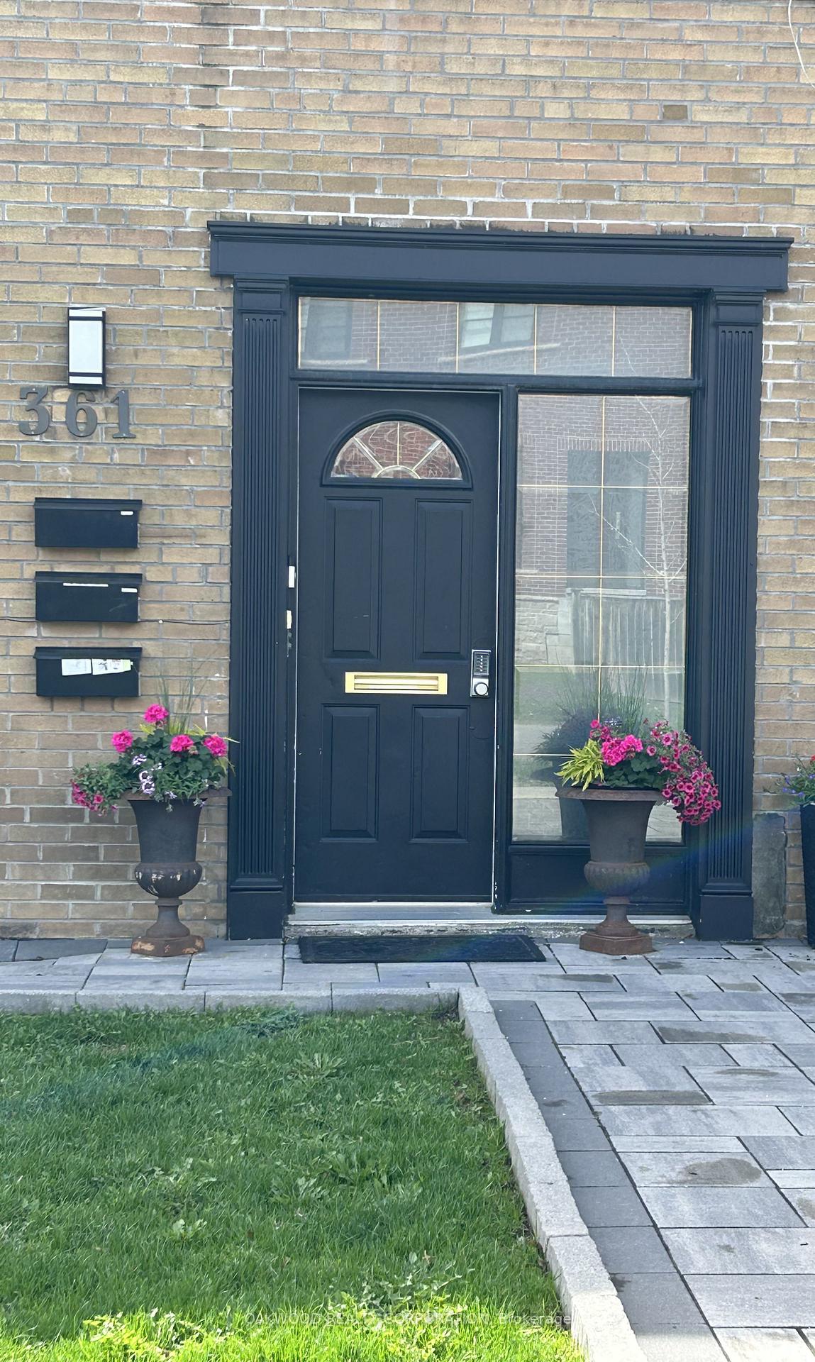 36dalesford-road-etobicoke-ontario-w13167344