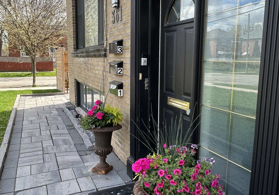 36dalesford-road-etobicoke-ontario-w13167344