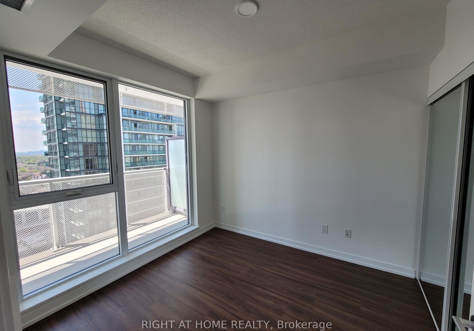 4065-confederation-parkway-mississauga-ontario-w13167472