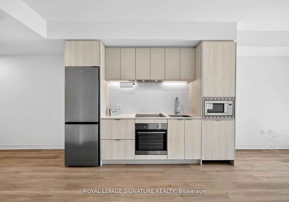86-dundas-street-e-mississauga-ontario-w13167566