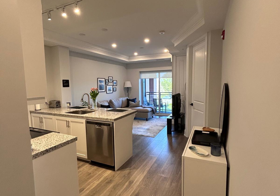 4040-upper-middle-road-burlington-ontario-w13167724