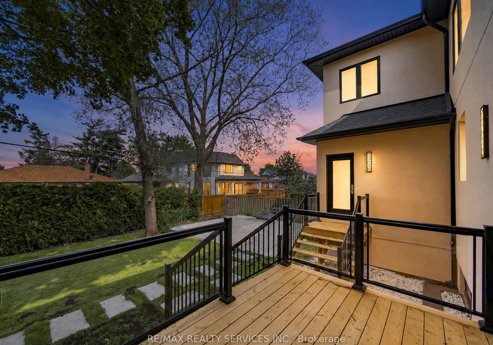 519-third-line-oakville-ontario-w13167750