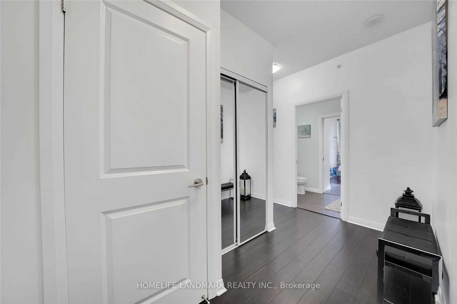 75-eglinton-avenue-w-mississauga-ontario-w13167800