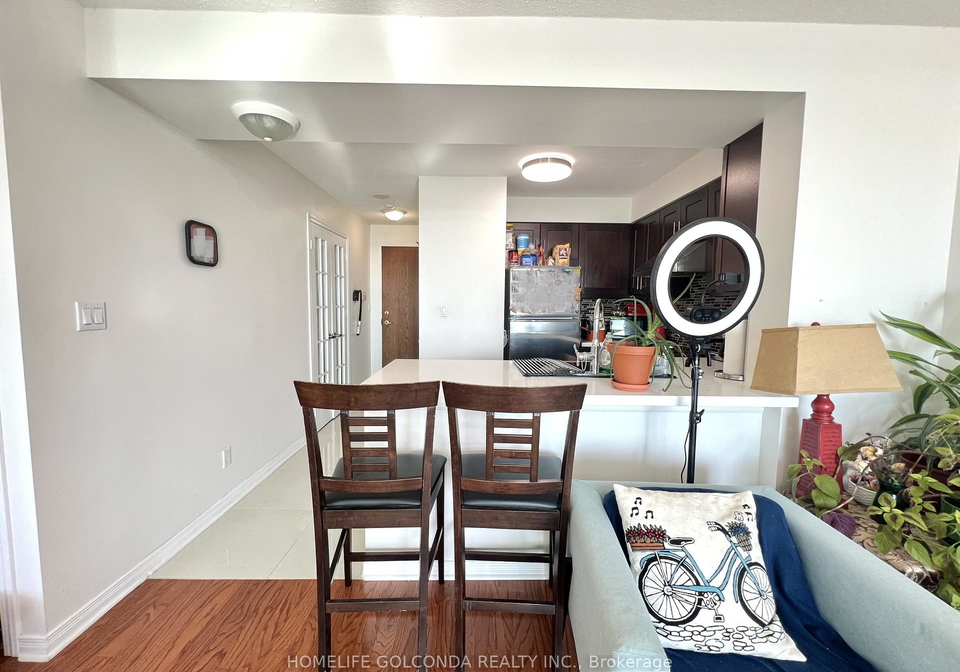 4879-kimbermount-avenue-mississauga-ontario-w13167842