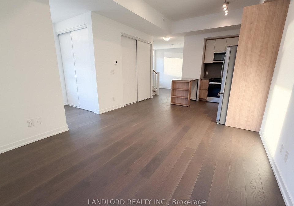 15-maryport-avenue-york-ontario-w13168088