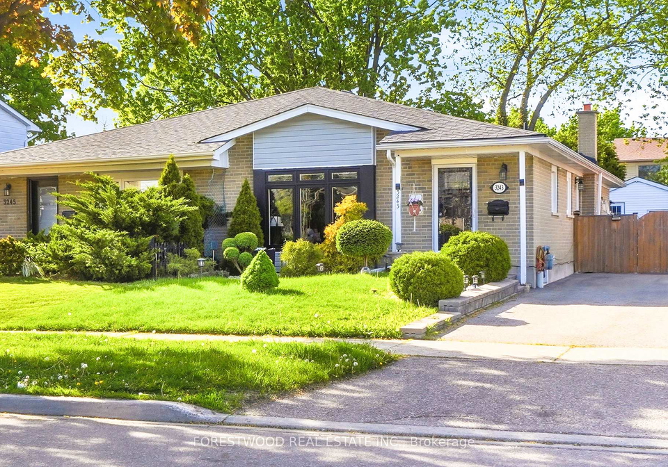 3243-gwendale-crescent-mississauga-ontario-w13168246