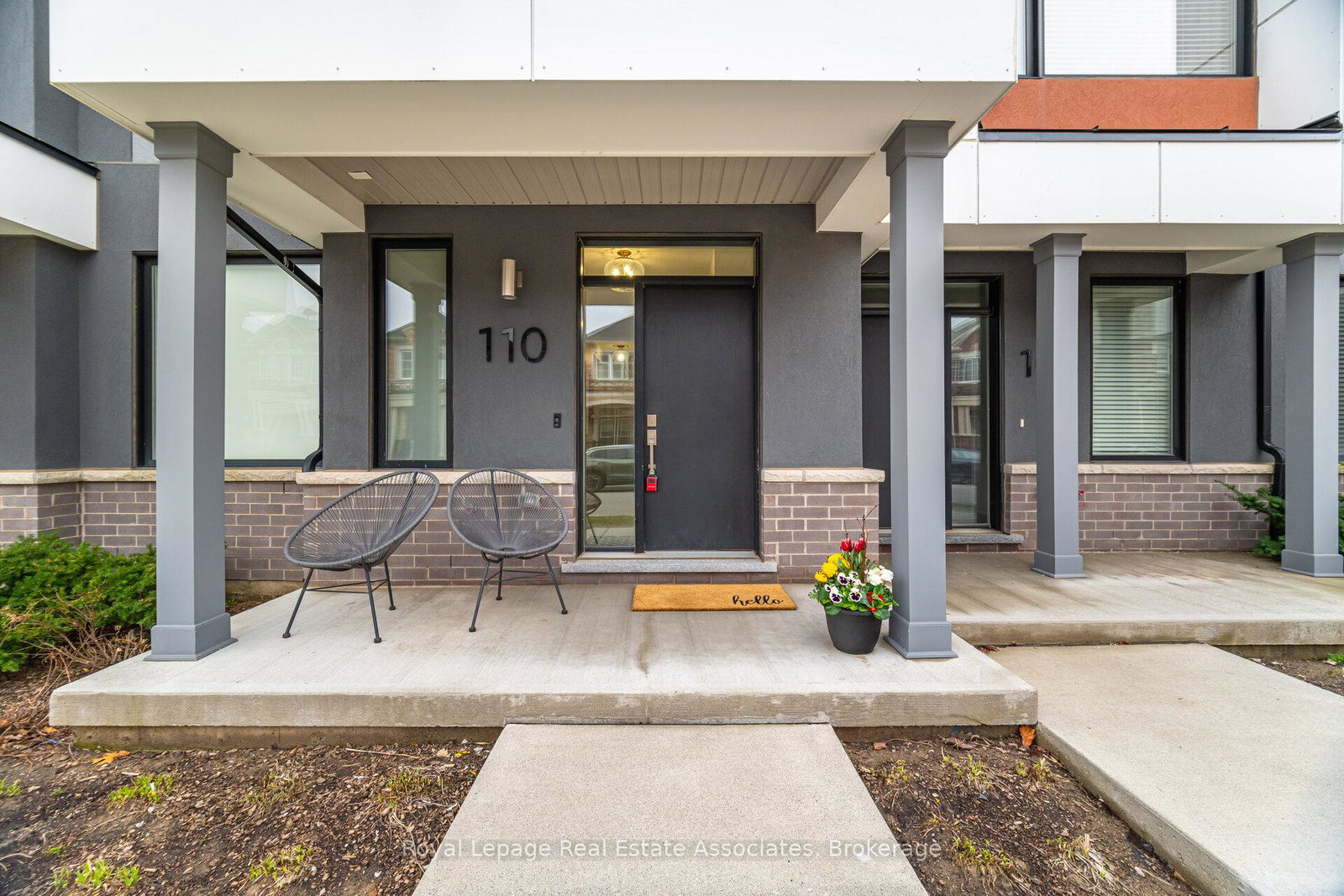 110-huguenot-road-oakville-ontario-w13168360