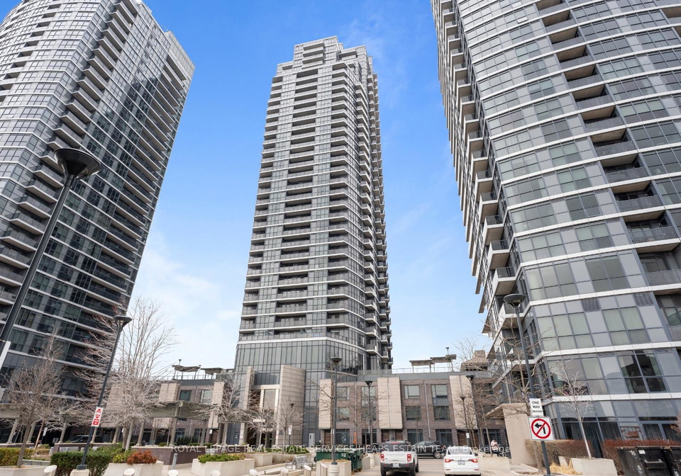 5-valhalla-inn-road-etobicoke-ontario-w13168868