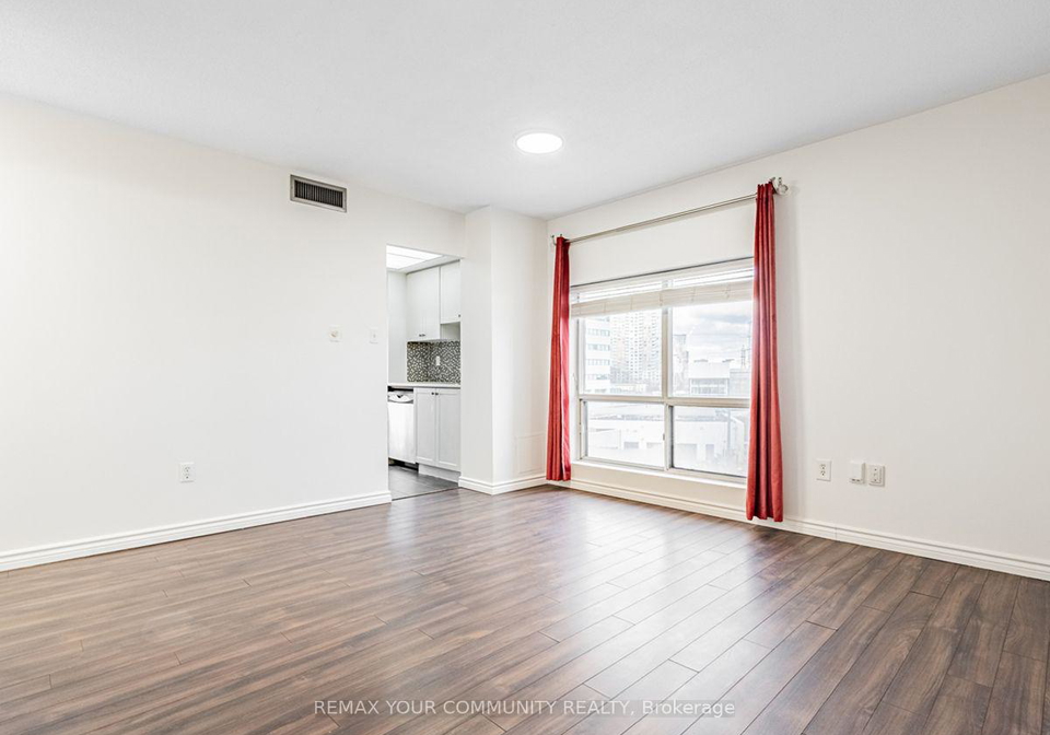 101-subway-crescent-etobicoke-ontario-w13168876
