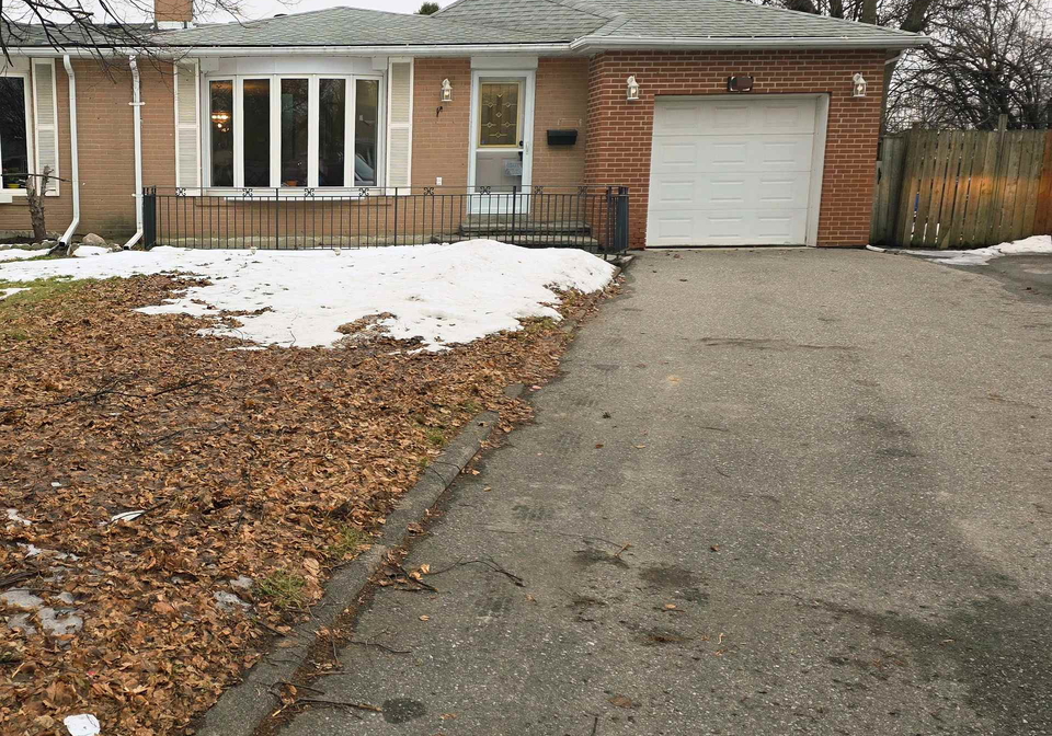 23-brookdale-crescent-brampton-ontario-w13169256