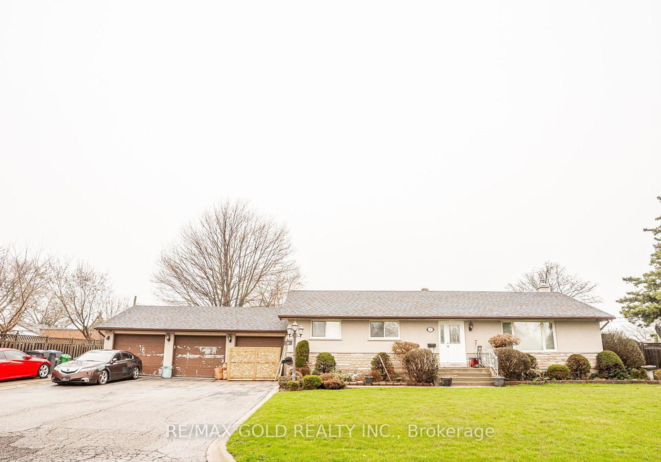 37-carlyle-crescent-brampton-ontario-w13169432