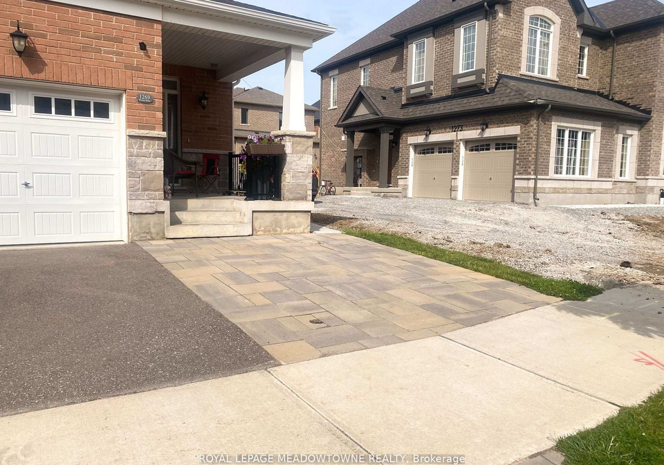 1269-rose-way-milton-ontario-w13169590