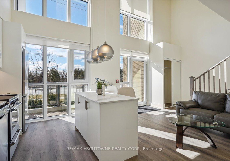 509-dundas-street-w-oakville-ontario-w13169628