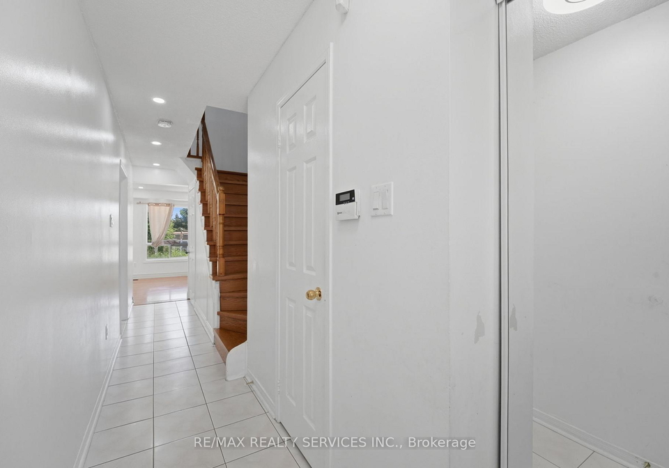 39-caruso-drive-brampton-ontario-w13169808