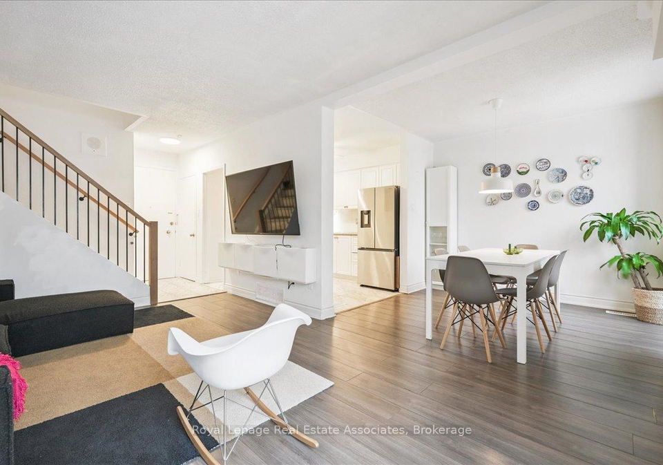 1230-gripsholm-road-mississauga-ontario-w13169990