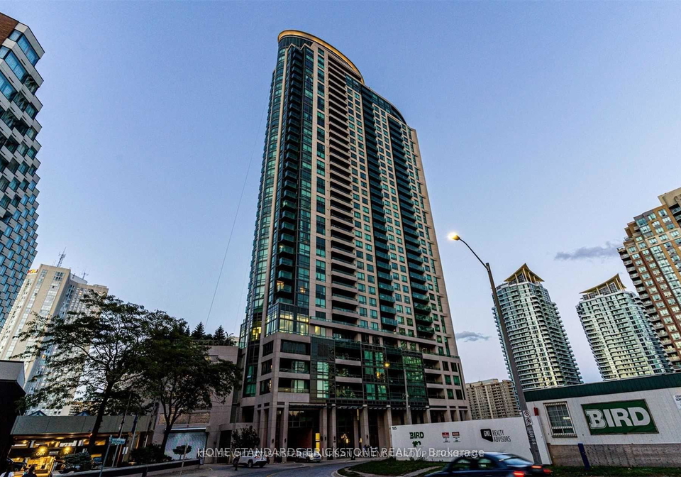 208-enfield-place-mississauga-ontario-w13170074