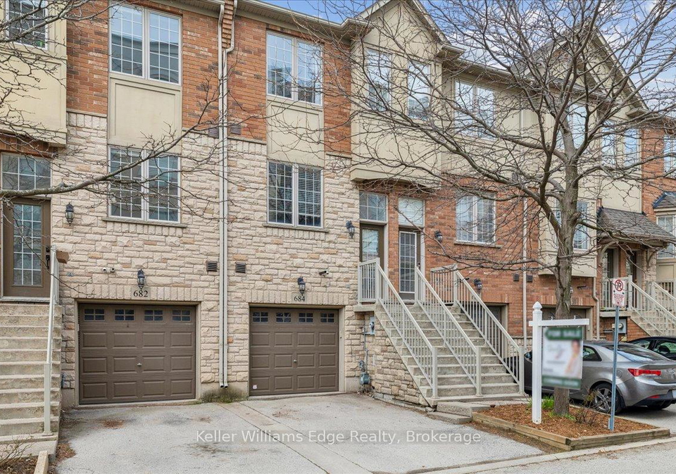 684-summers-common-burlington-ontario-w13170200