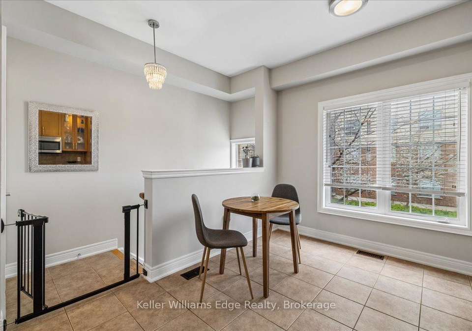 684-summers-common-burlington-ontario-w13170200