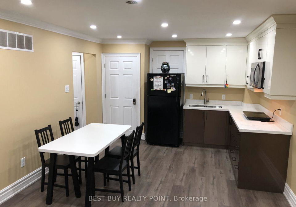 2470-brasilia-circle-mississauga-ontario-w13170720