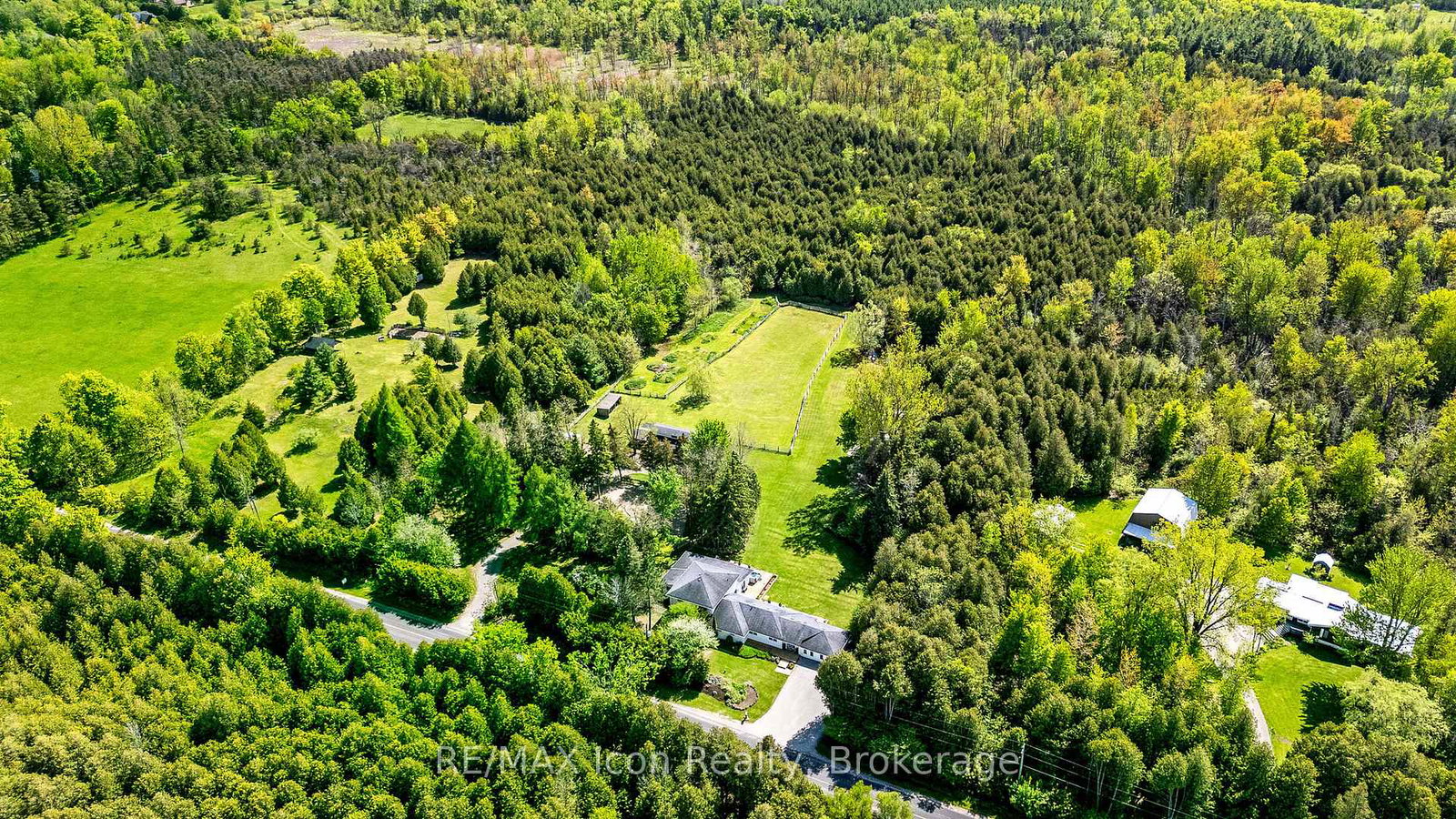 11170-fifth-line-milton-ontario-w13170790