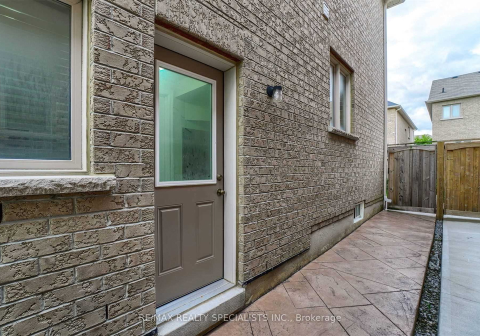 88-natronia-trail-brampton-ontario-w13171160