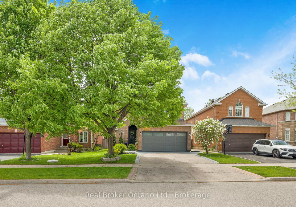 2388-eden-valley-drive-oakville-ontario-w13171212