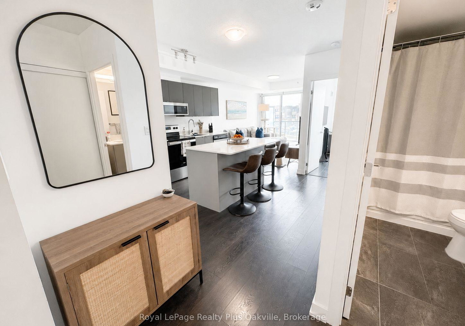 3210-dakota-common-burlington-ontario-w13171382