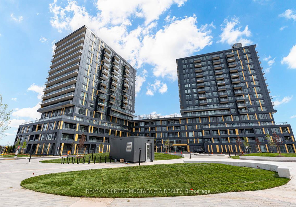 4878-powers-common-burlington-ontario-w13171672