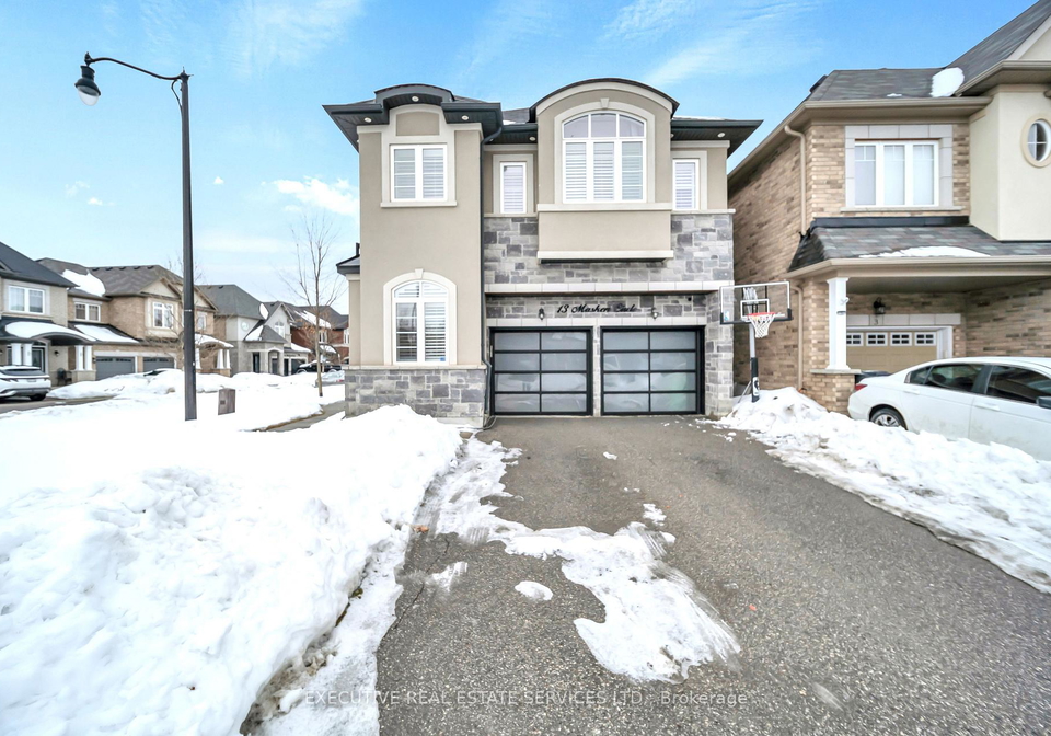 13-masken-circle-brampton-ontario-w13171688