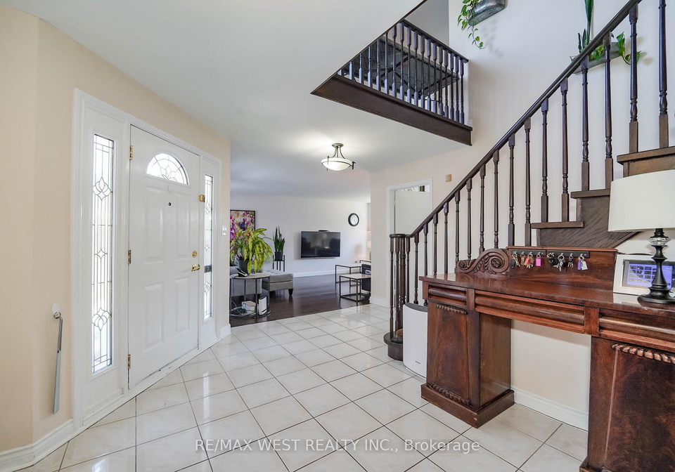 4296-claypine-rise-mississauga-ontario-w13172160