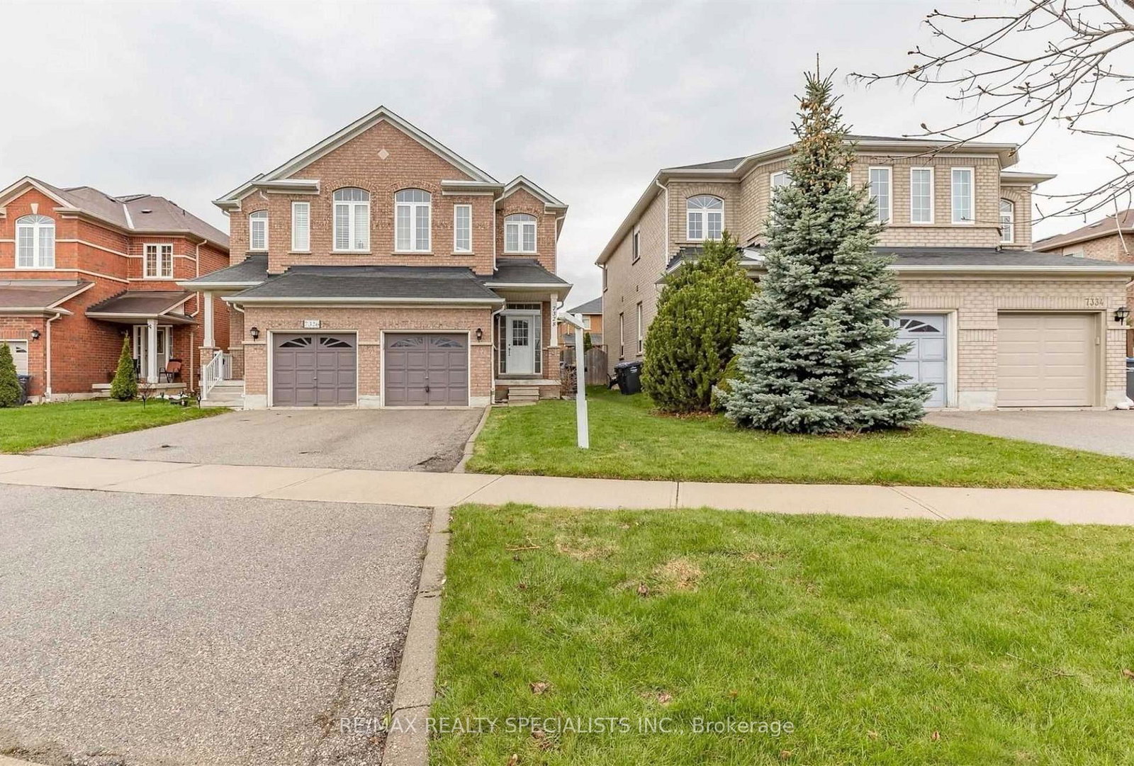 7328-cork-tree-row-mississauga-ontario-w13172380