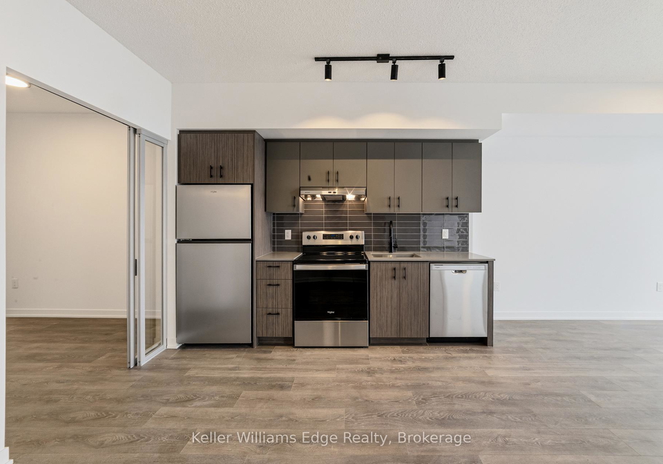 4878-powers-common-burlington-ontario-w13172576