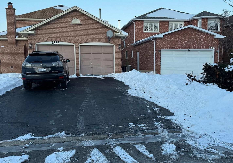 7355-aldergrove-court-mississauga-ontario-w13172590