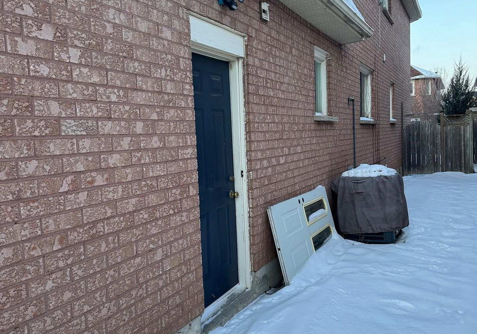 7355-aldergrove-court-mississauga-ontario-w13172590