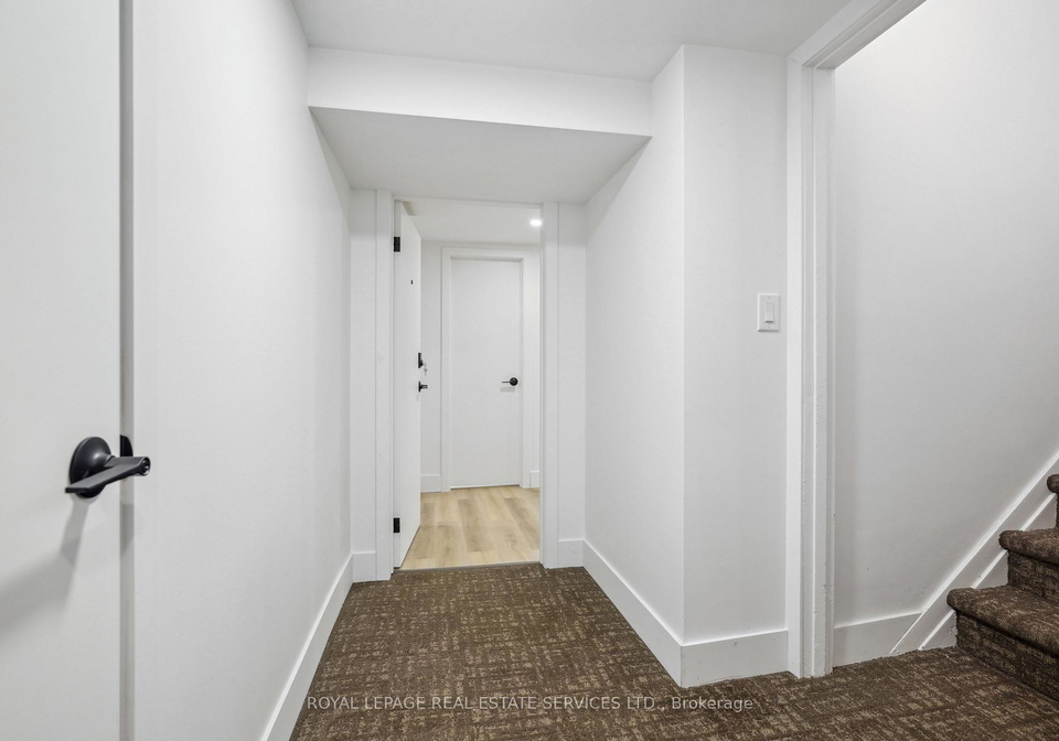 1-yorkview-drive-etobicoke-ontario-w13172632