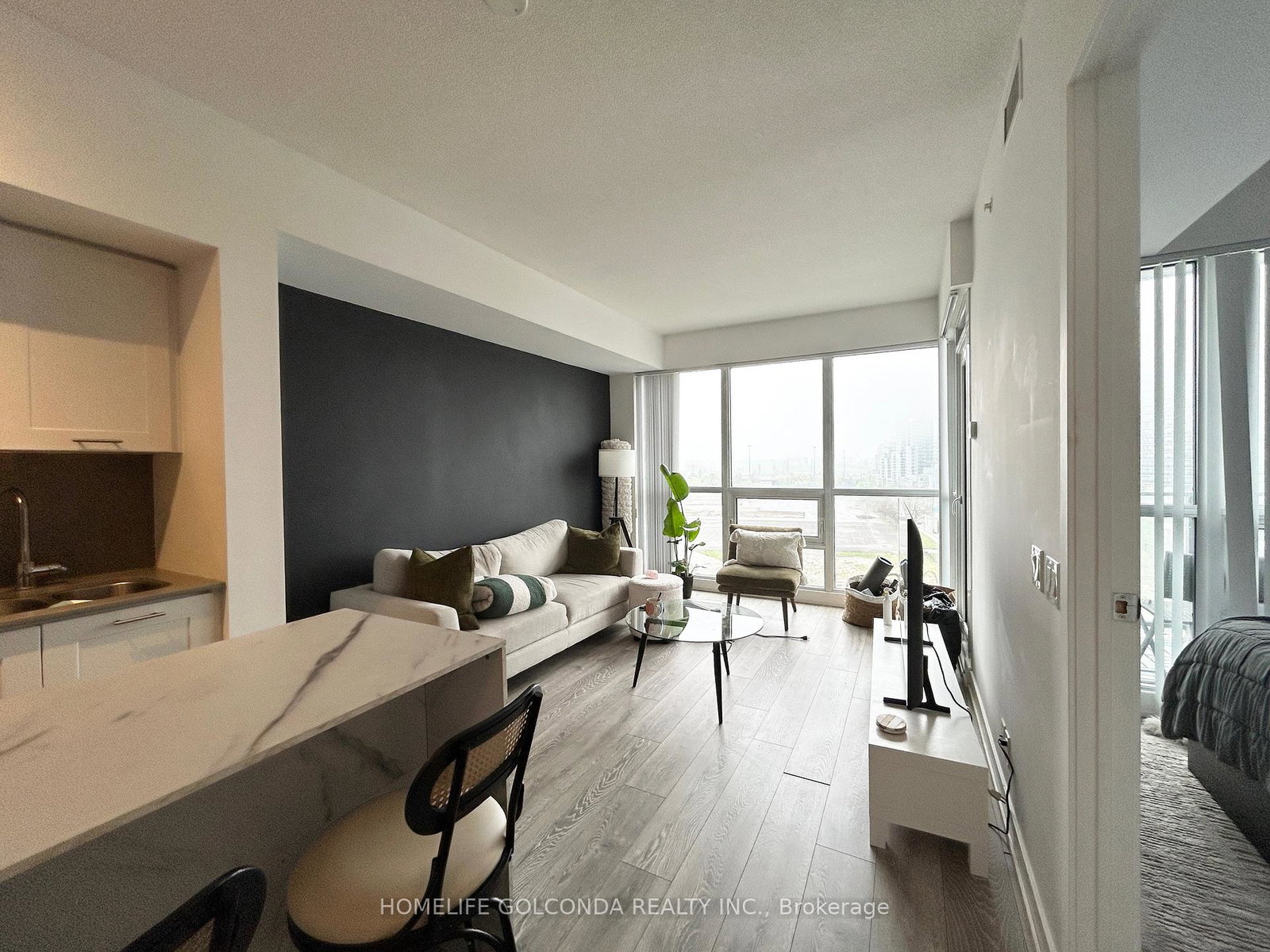 2200-lakeshore-boulevard-w-etobicoke-ontario-w13172636
