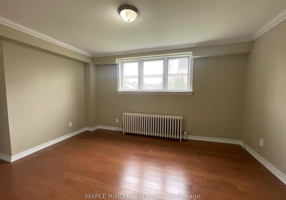 12-dwight-avenue-etobicoke-ontario-w13172772