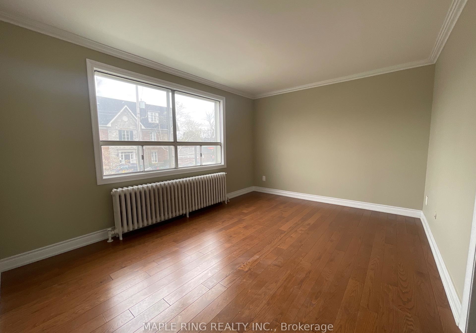 12-dwight-avenue-etobicoke-ontario-w13172774