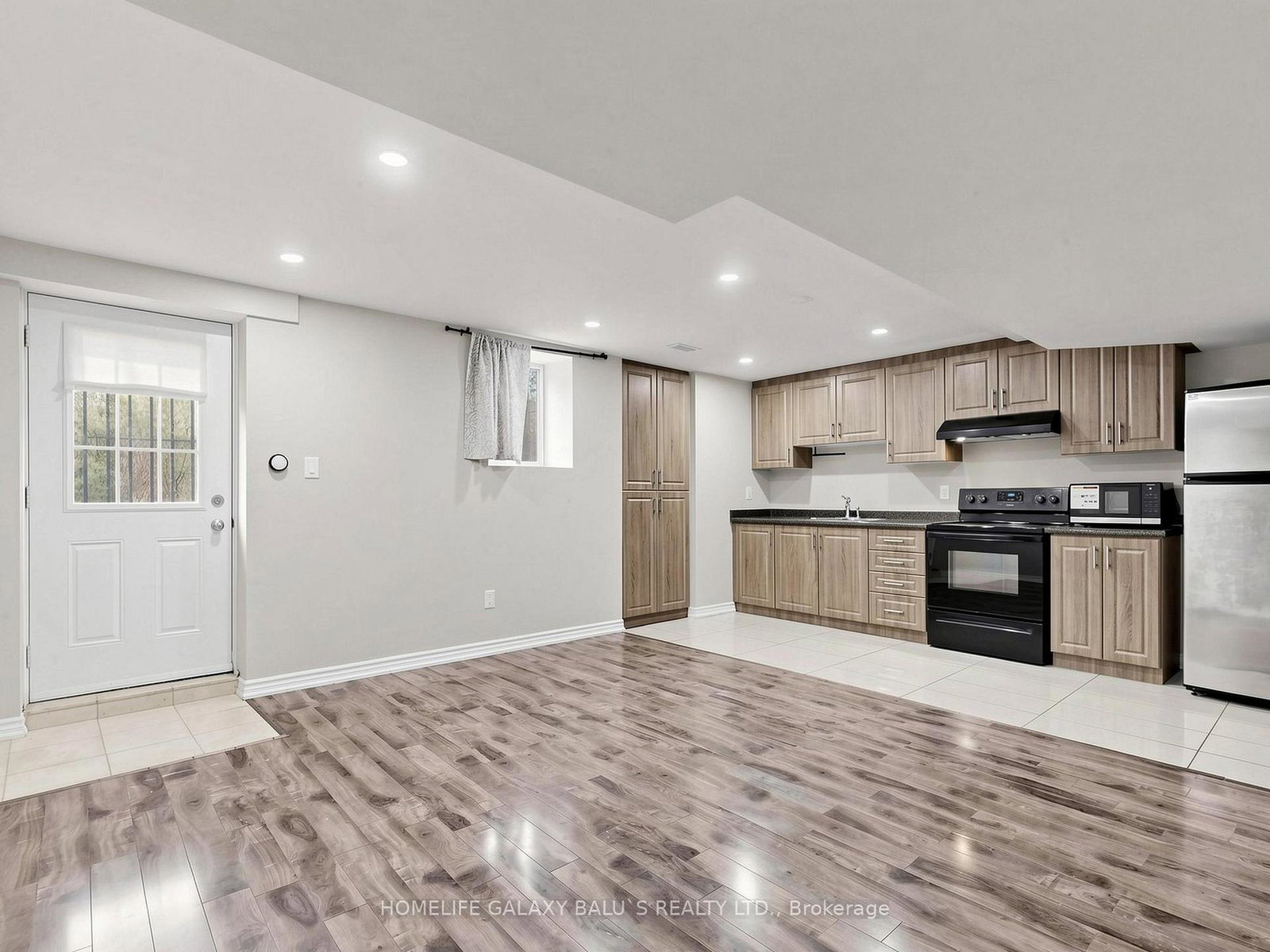 562-nairn-circle-milton-ontario-w13172808