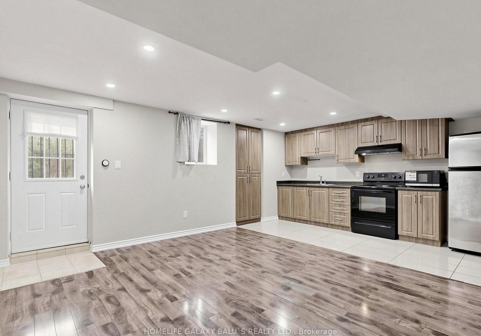562-nairn-circle-milton-ontario-w13172808