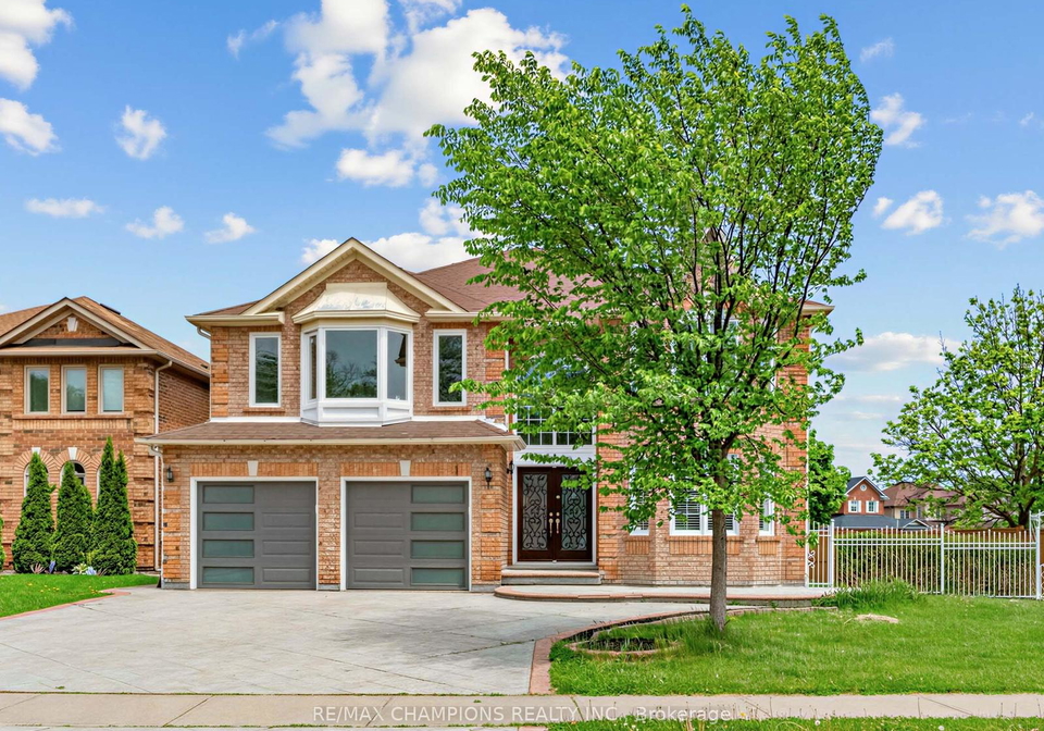 1-cluster-oak-place-brampton-ontario-w13172828