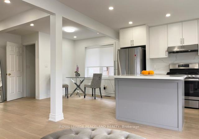 24-yarn-road-etobicoke-ontario-w13173012