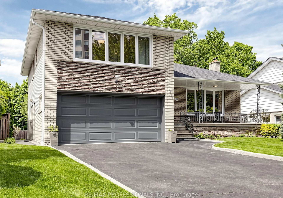 14-widdicombe-hill-etobicoke-ontario-w13173108